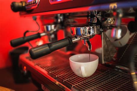 Red Coffee Machine 的图像结果