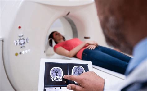 CT和核磁共振有何区别？为何检查肺常做CT，头颅常做磁共振？_患者