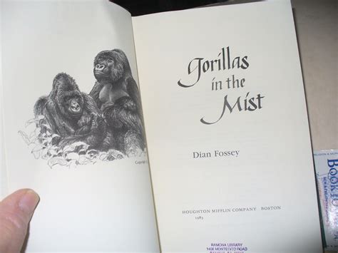 Gorillas in the Mist by Fossey, Dian: Very Good Hardcover (1983) 1st ...