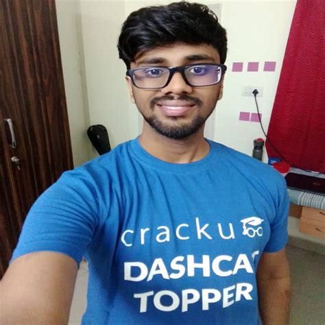 Win a T-Shirt by Topping in DashCATS