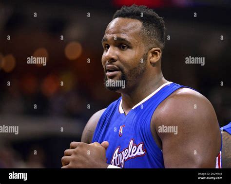 Los Angeles Clippers forward Glen Davis (0) reacts in the second half ...