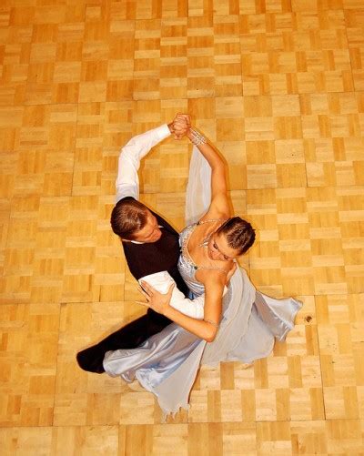 Ballroom Daning Connection Machine 的图像结果