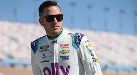NASCAR: NASCAR Cup Series Races, Standings, Schedule, News and more - Yahoo Sports