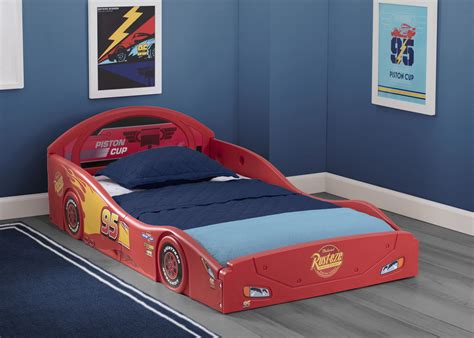 Disney Pixar Cars Lightning McQueen Plastic Sleep and Play Toddler Bed ...