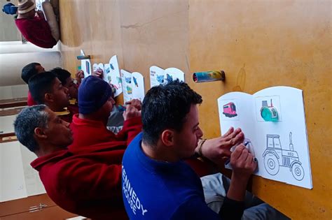 Students Participate in colouring activity organized by Sun ...