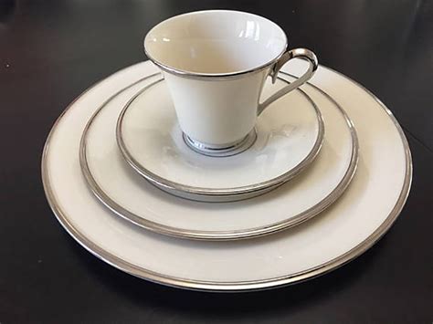 Old China Patterns 的图像结果