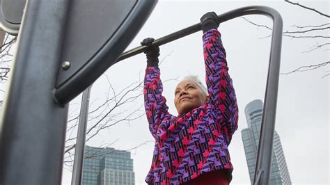 Exercise and Aging: How to Build Strength - The New York Times