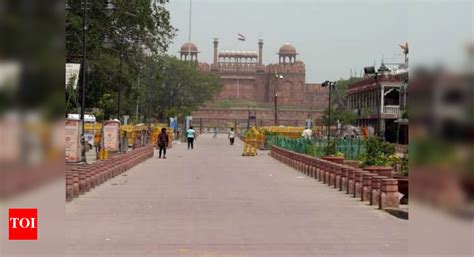Delhi's first pedestrian-friendly scramble crossing at Red Fort likely ...