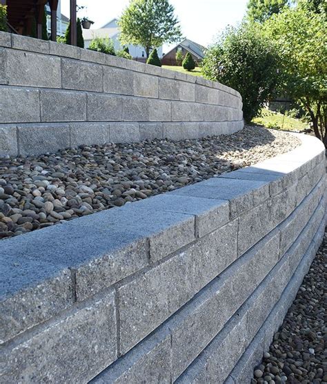 Block Retaining Wall Design 的图像结果