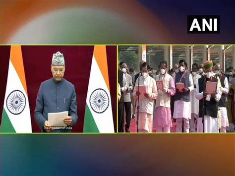 Constitution Day: President Kovind leads nation in reading Preamble to ...