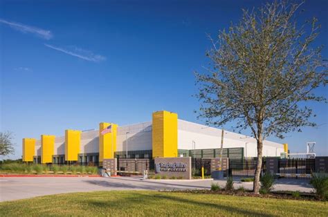 NTT Global Data Centers Americas, Inc. Office Photos | Glassdoor
