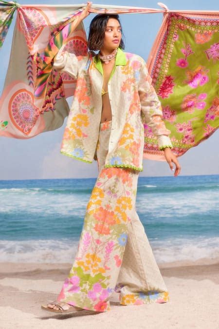 Siddhartha Bansal | Designer Sarees, Gowns, Lehengas | Aza Fashions