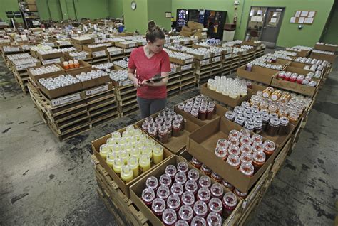 Stonewall Kitchen to end candle production in Wells