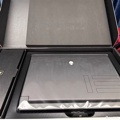 Alienware M12 R7 的图像结果