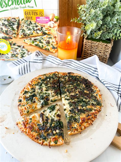 Hearty Quinoa Vegetable Soup Served with Freschetta® Gluten-Free Pizza