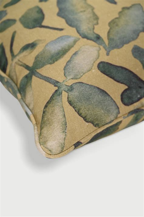 Flora Ochre Linen Cushion Cover – ALTROVE