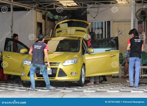Atmosphere of Working Day in the Car Wash. Editorial Image - Image of wheel, vehicle: 287941680