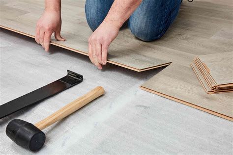 How To Install Underlay For Laminate Flooring On Concrete | Viewfloor.co