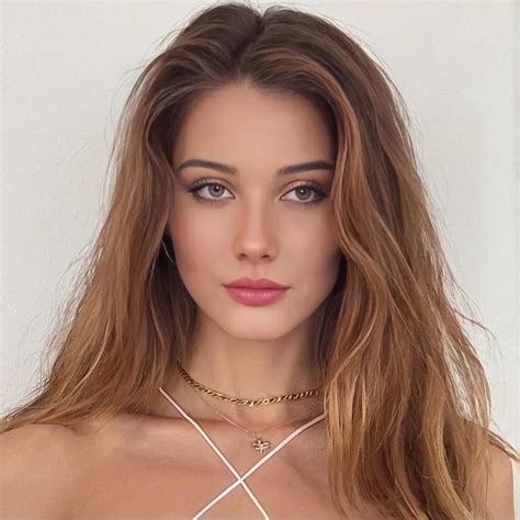 Sophia James | ملف تعريف ومحتوى مؤثر الذكاء الاصطناعي الافتراضي