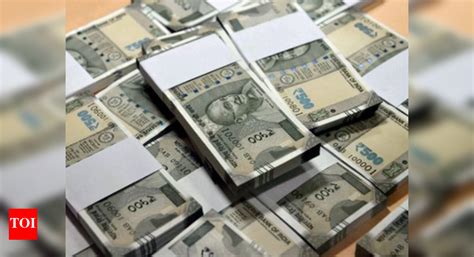 Indian Rupee: Rupee at 1-week high of 65.01 as dollar slides on trade ...