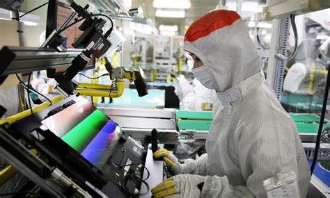 Samsung Sets Up Smartphone Display Manufacturing Unit In Noida - Tech