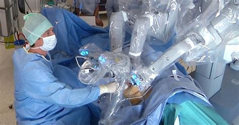 How robotic surgery is producing under-skilled medical school graduates