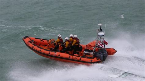 RNLI LIFEBOAT B-841, SAR - Details and current position - MMSI ...