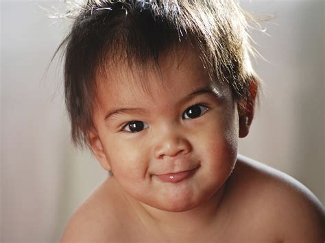 Toddler sweating in sleep: Causes, symptoms, and concerns | BabyCenter