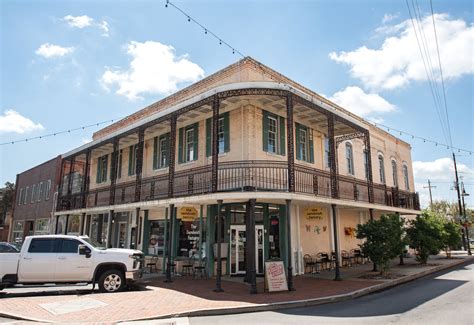 The 2024 Visitor Guide to Conyers, Georgia: Eat, Stay & Play