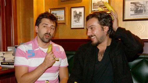 Novosti.rs | Galerija | RETKO VIĐENE FOTOGRAFIJE OMILjENIH FLAMINGOSA ...