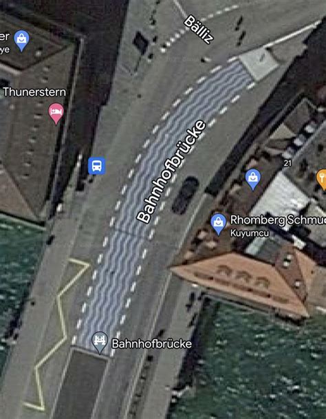 What do the squiggly lines mean on the road? (Saw in Thoune) : r ...