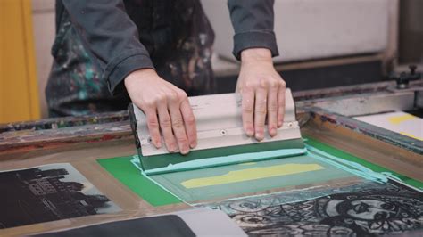 How to combine silkscreen printmaking & photography | MPB