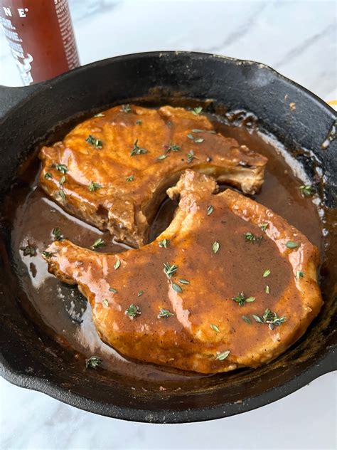 Cast Iron Pork Chops With Beer Sauce ⋆ Red Fermented Grapes