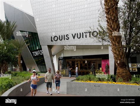 Louis Vuitton Outlet