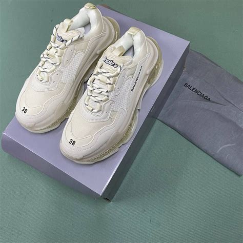 balenciaga ayakkabi triple s erkek sneakers beyaz krem seffaf taban