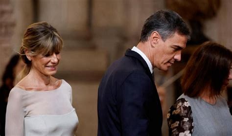 Spanish PM Testifies as Witness in Wife's Corruption Case