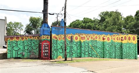 Import Flowers, Part 1 - nashville public art