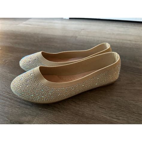 Sparkle Tan Ballet Flats Womens Size 6 Brand is... - Depop
