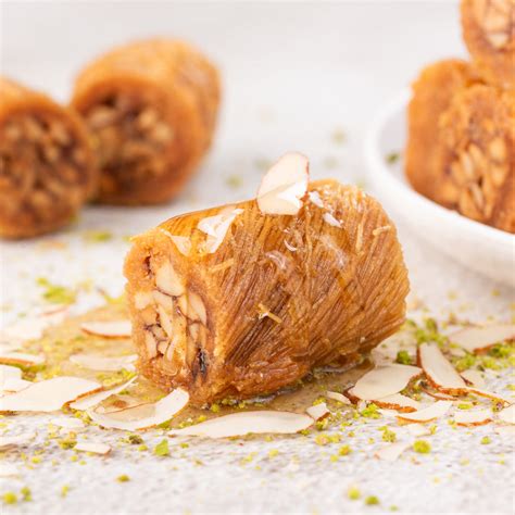 Burma Cashew Kunafa – THE BAKLAVA BOX