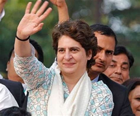 यूपी में भी 'पंजा' लड़ा रही नई-पुरानी कांग्रेस, दलित-मुस्लिम गठजोड़ व ...