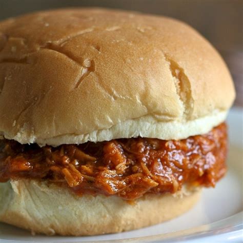 Barbecue Chicken Sandwiches In The Crock Pot