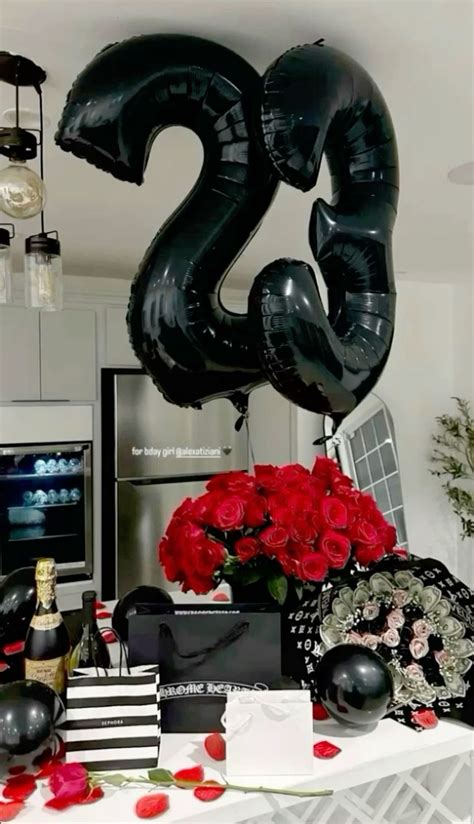 @𝐏𝐑𝐄𝐓𝐓𝐘𝐁𝐋𝐔𝐍𝐓𝐙 | Birthday decorations, 23rd birthday decorations ...