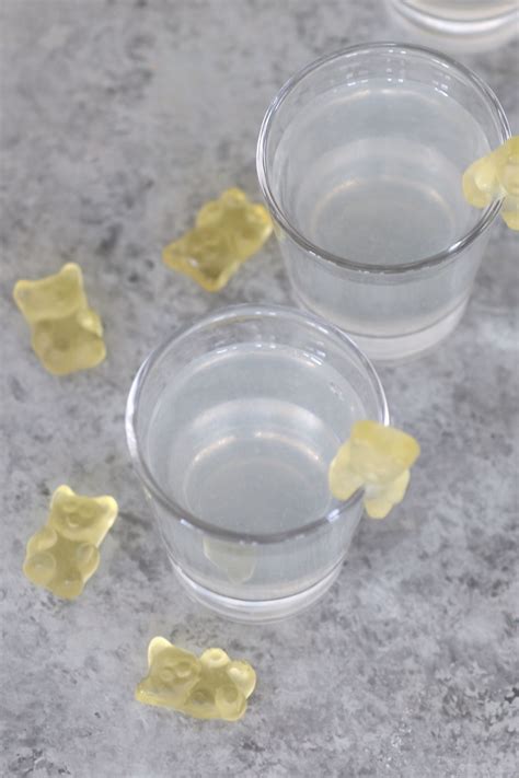 Best White Gummy Bear Shot - IzzyCooking