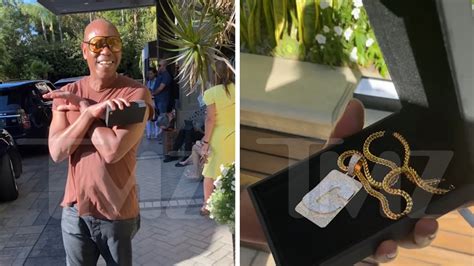 Dave Chappelle Gifted $25K 'Chappelle Logo' by Trae Tha Truth - The ...