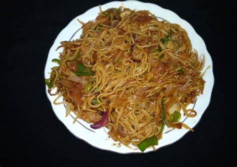 Chow mein Recipe by Nisha Srivastava - Cookpad
