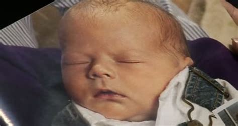 Elton John's baby - first pics - Videos - Metatube