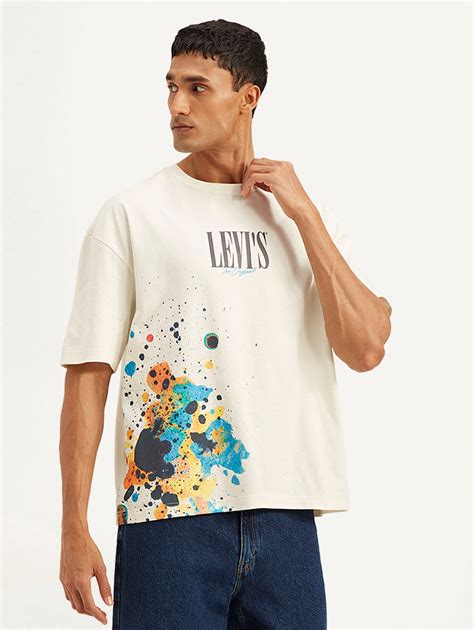 Men's Graphic Print Loose Fit T-shirt – Levis India Store