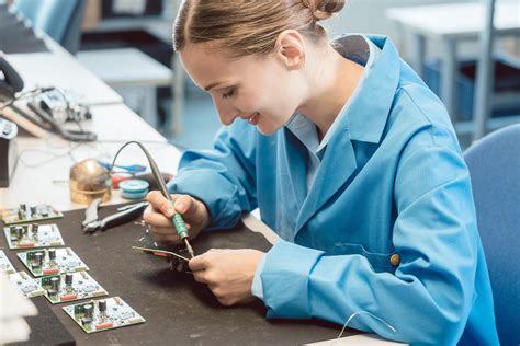 PCB Assembler - Careers In Electronics