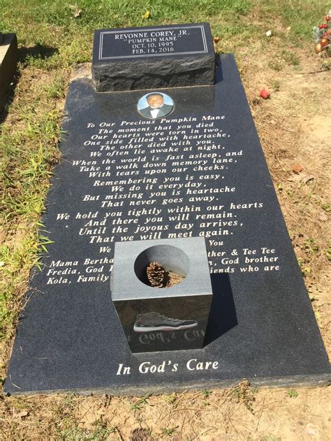 Monuments | West Gate Funeral Home - Natchez, MS