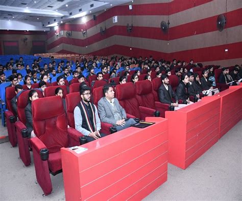 Guest lecture on “Talent Acquisition & Performance Management (A ...